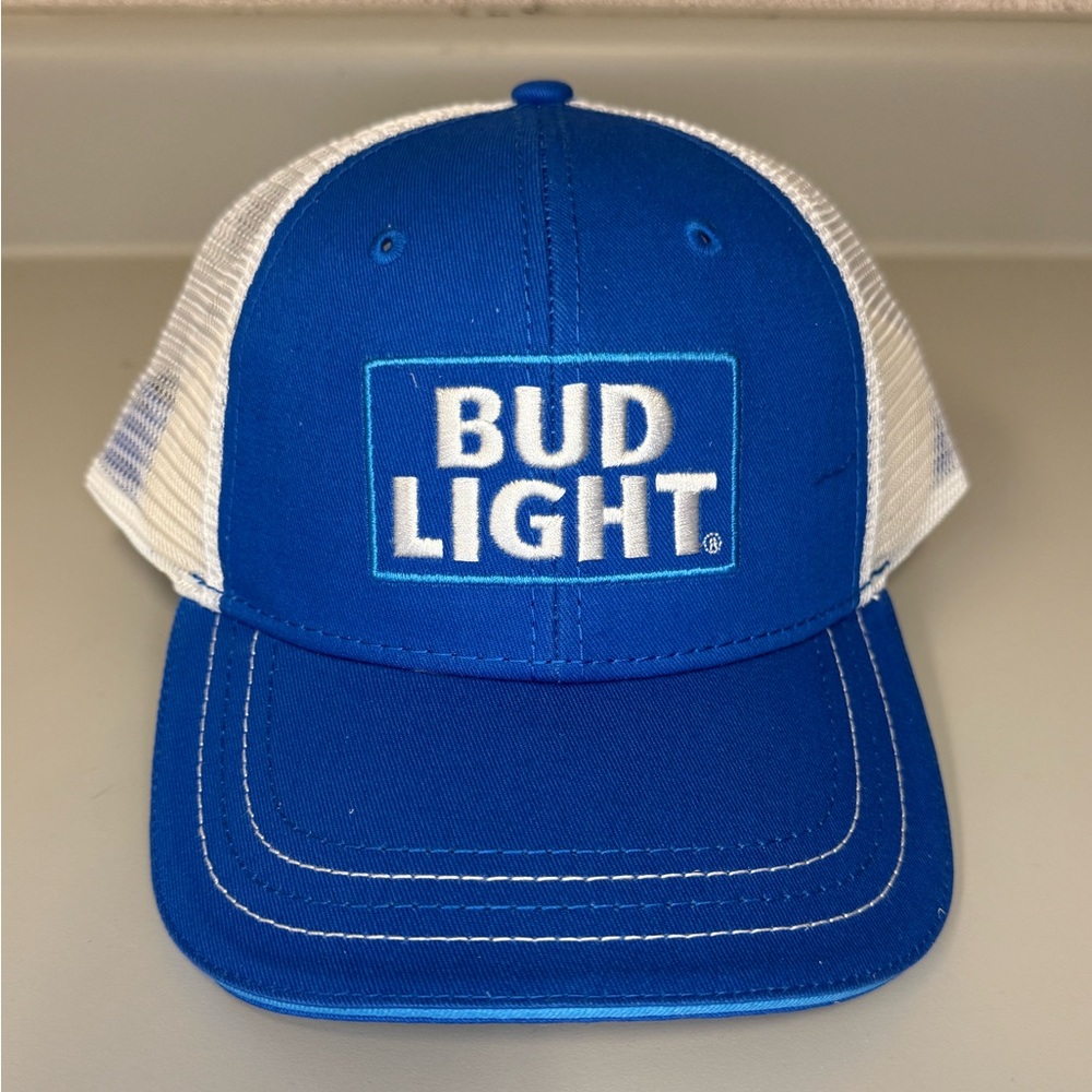 Bud Light Mens Retro Stitched Logo‎ Mesh Back Trucker Hat Blue NWT